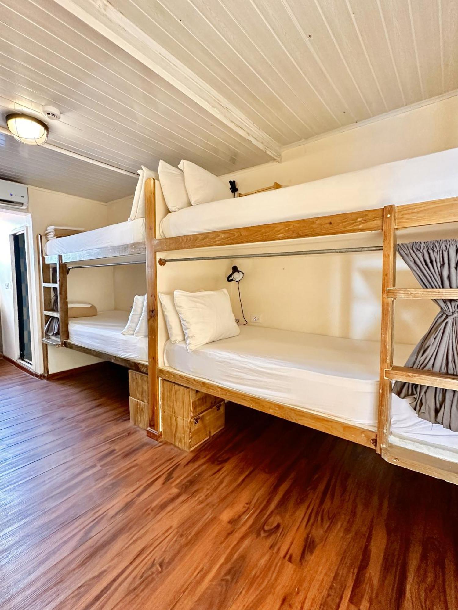 Socialtel Bocas Del Toro Hotel Eksteriør billede